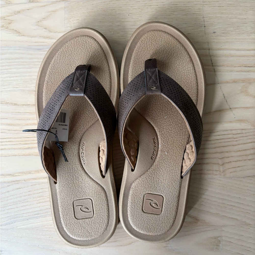Rip Curl Tan and Brown Sandals